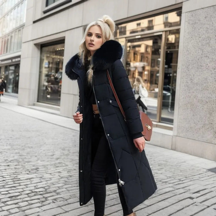 Modischer Damen Steppmantel, Kapuzenmantel, warm & elegant. Die perfekte Winterjacke für Damen.