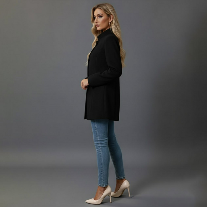 Langer Damen Knopfmantel, modisch und warm. Perfekter Wintermantel für Frauen mit Stil.