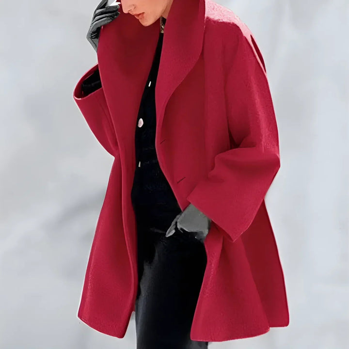 Modischer Damen Wintermantel, elegant geschnitten mit Langarm, bietet optimalen Kälteschutz.