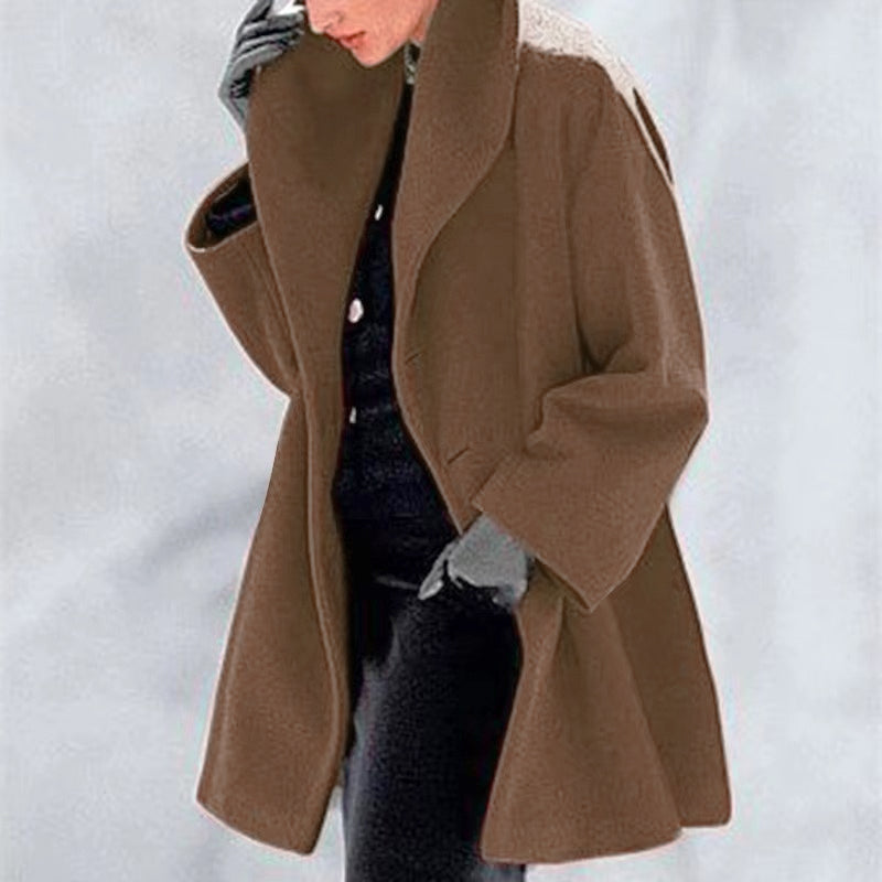 Vielseitiger Damen Wintermantel, klassischer Langarm-Schnitt, ideale warme Jacke für Kälteschutz.