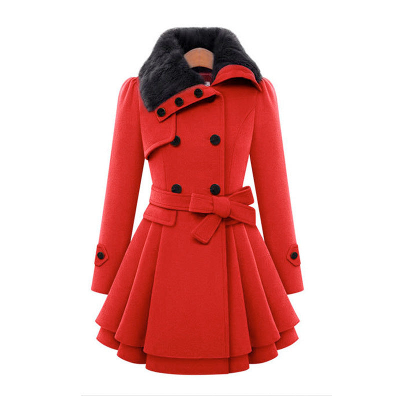 Warmer mittellanger Damen Wintermantel in Marineblau. Eleganter Trenchcoat mit Reverskragen für kalte Tage.