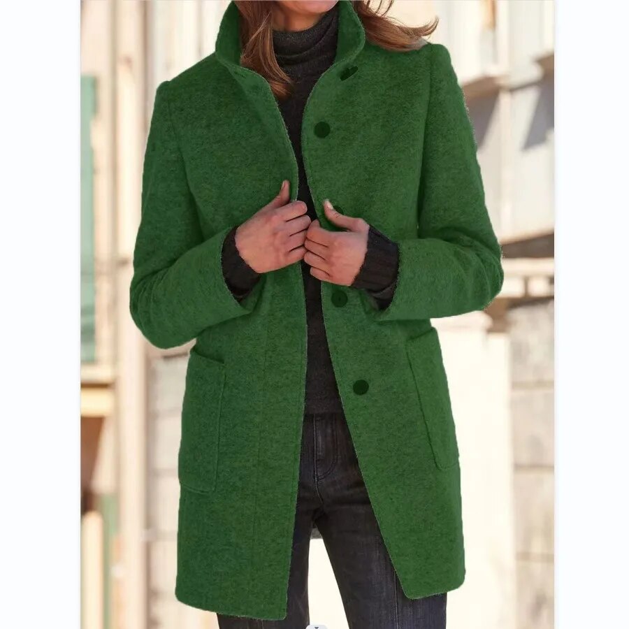 Eleganter Damenmantel, klassisches Design, wärmend, ideal für Wintertage, stilvoller Look