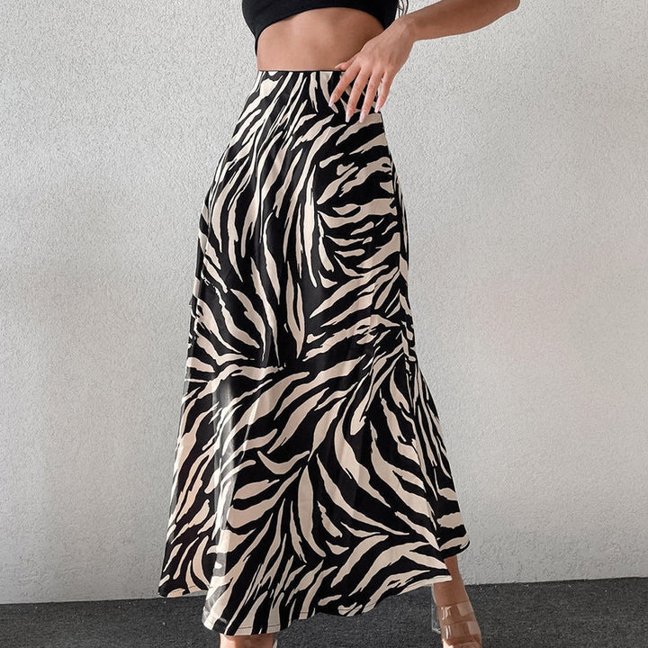Chic High Waist A-Linien Damenrock mit trendigem Zebra Print. Eleganter kurzer Frühlingsrock für jeden Anlass.