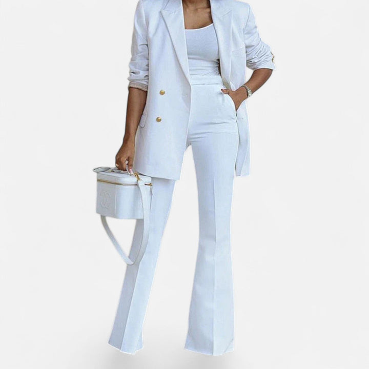 Moderner Damen Business Anzug, zweireihig. Stilvoller Blazer & Hose, ideal für Büro & elegante Frühlingsmode.