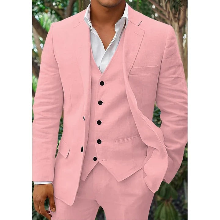 Moderner beiger Herren Slim Fit Anzug mit Weste, 3-teilig. Perfekt für Sommerhochzeiten & elegante Events.