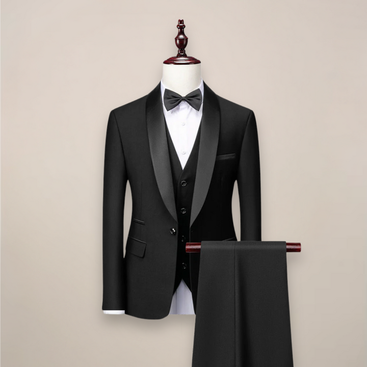 Eleganter Herren Dreiteiler Anzug, formell und stilvoll, perfekt für Hochzeiten und festliche Anlässe im Frühling.