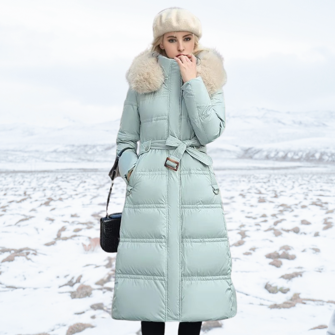 Stilvoller Damen Wintermantel, lang geschnitten, für Eleganz & Wärme bei jedem Wetter.