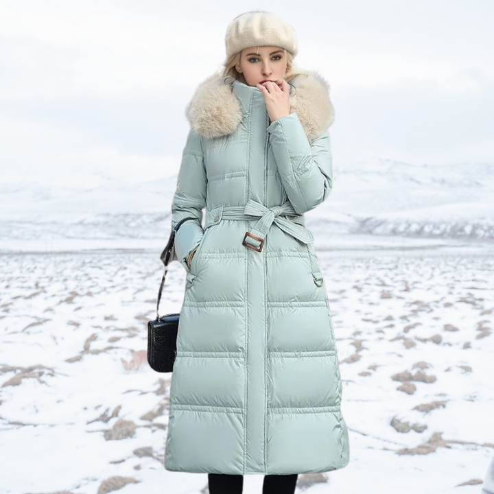 Stilvoller Damen Wintermantel, lang geschnitten, für Eleganz & Wärme bei jedem Wetter.