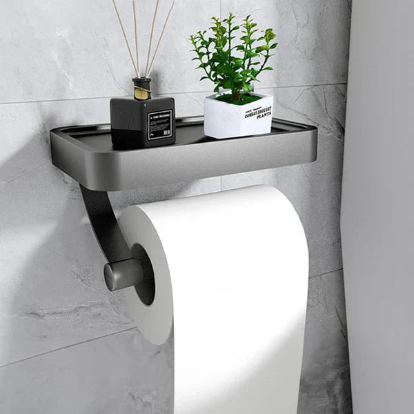 Der Toilettenpapierhalter in einer stilvollen Badezimmerumgebung, passend zu modernen Designs.