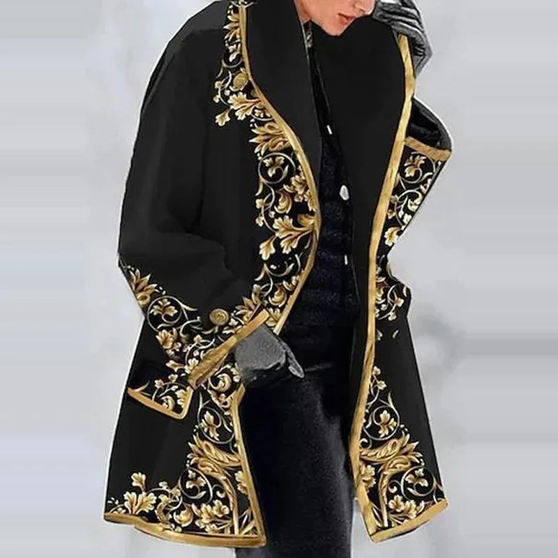 Stilvoller, langer Damen Wintermantel mit schicker Blumenstickerei. Perfekt als warme Wintermode & elegante Frauenkleidung.