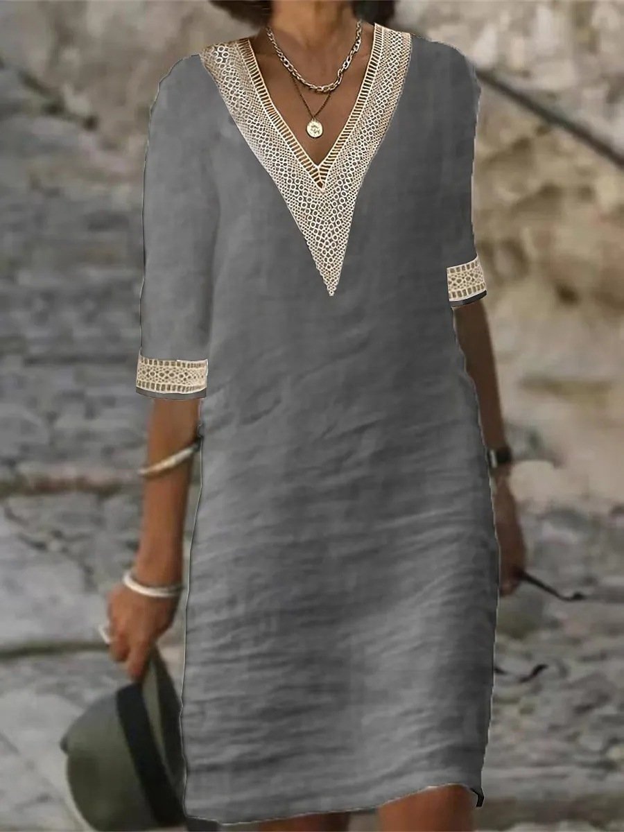 Bequemes und elegantes Damen Herbstkleid mit V-Ausschnitt und Spitze, perfekt als Übergangskleid.