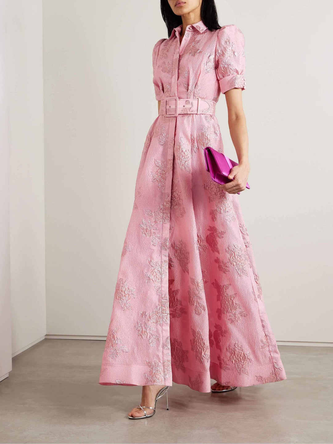 Festliches Blumenkleid aus Jacquard für Damen. Schickes Abendkleid für besondere Anlässe, Frühling & Sommer.