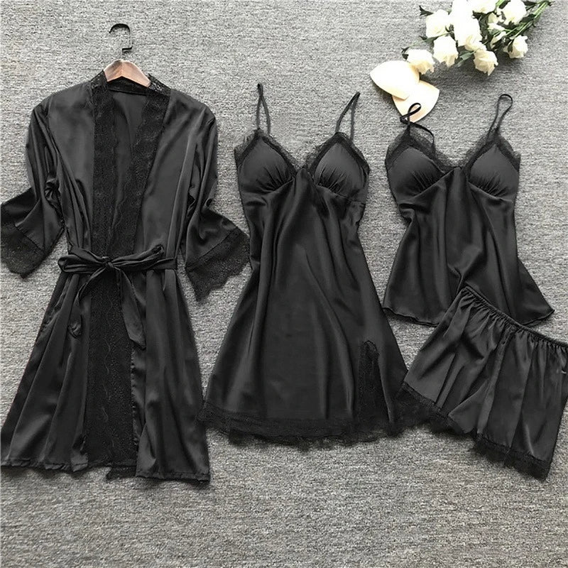 Dunkelblaues Damen Lingerie Schlafanzug Set mit feinem Spitzenbesatz und verstellbaren Trägern für optimalen Sitz.