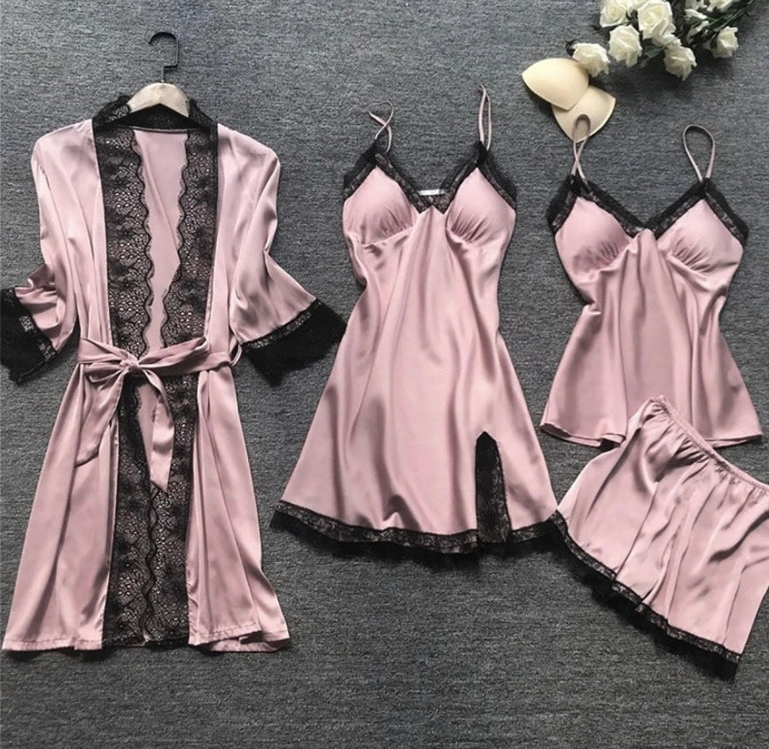Komfortables 2-teiliges Damen Nachtwäsche Set mit Spaghettitop und kurzer Hose, weich und hautfreundlich.