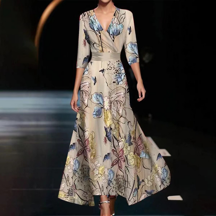 Stilvolles Damen Maxikleid mit modischem Print. Elegantes A-Linien-Kleid, ideal als Sommer- oder Freizeitkleid.