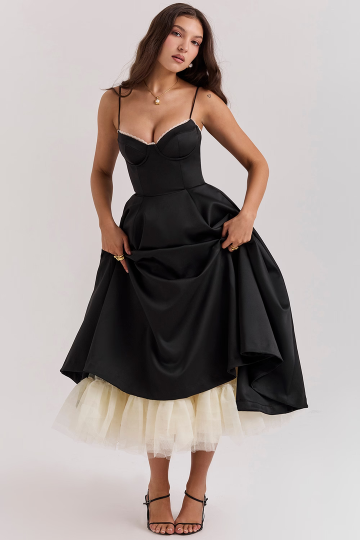 Anspruchsvolles Damen Midikleid mit fließendem Fall, elegant und formschön für die Herbstsaison.