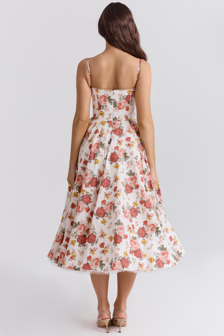 Fashion-Statement: Elegantes Damen Midikleid, fließend und figurbetont, Ihr perfektes Herbst-Outfit.