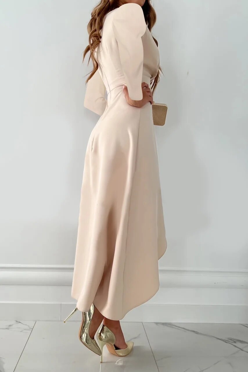 Beiges Damen Etuikleid: knielanges Sommerkleid mit V-Ausschnitt & seitlichem Schlitz für elegante Anlässe.