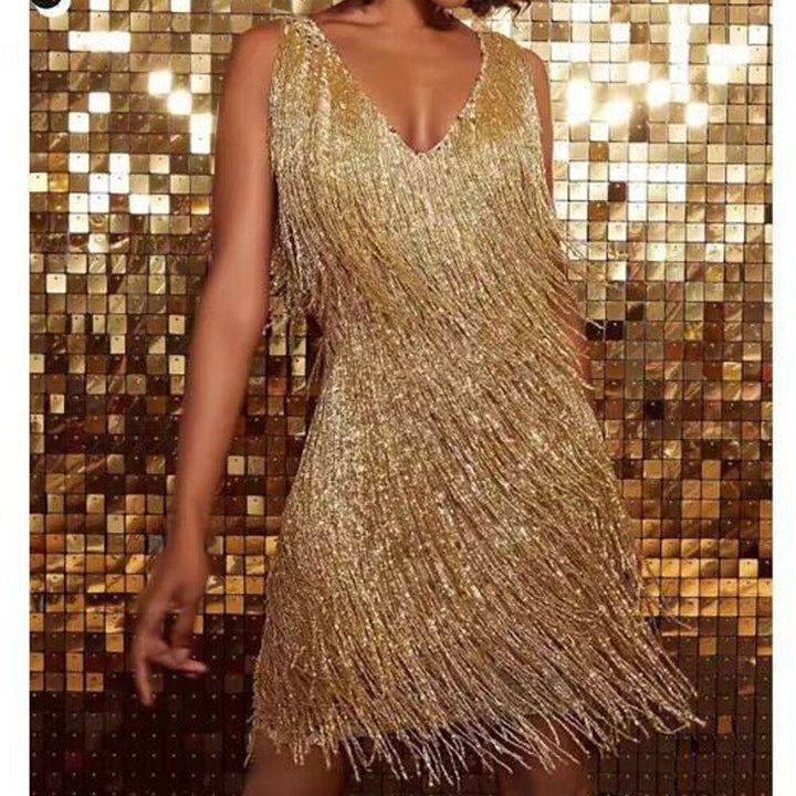 Auffälliges Damen Paillettenkleid, schimmernd und stilvoll, als Abendkleid oder Cocktailkleid geeignet.