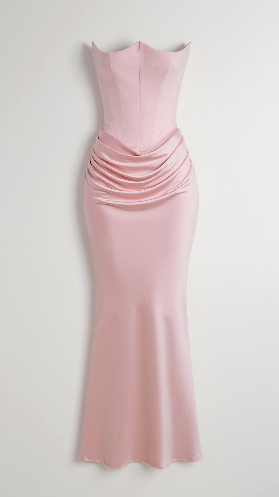 Langes, fließendes Damen Säulenkleid. Elegantes Maxikleid für Hochzeitsgäste und formelle Feste.