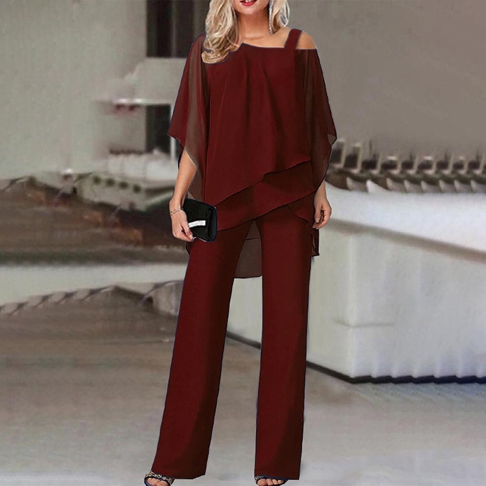 Modernes Damen Hosen-Set schulterfrei für Herbstmode. Komfortabel & elegant, ideal für stilvolle Auftritte.