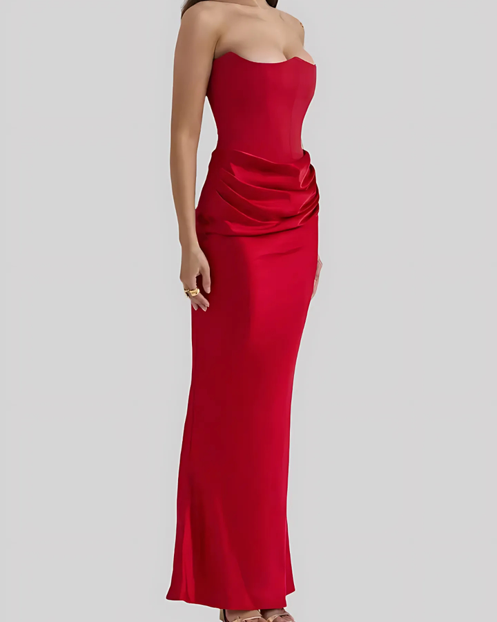 Ganzansicht: Elegantes, fließendes Damen Maxikleid mit Drapierung, ideal als Hochzeitsgastkleid oder für Partys.