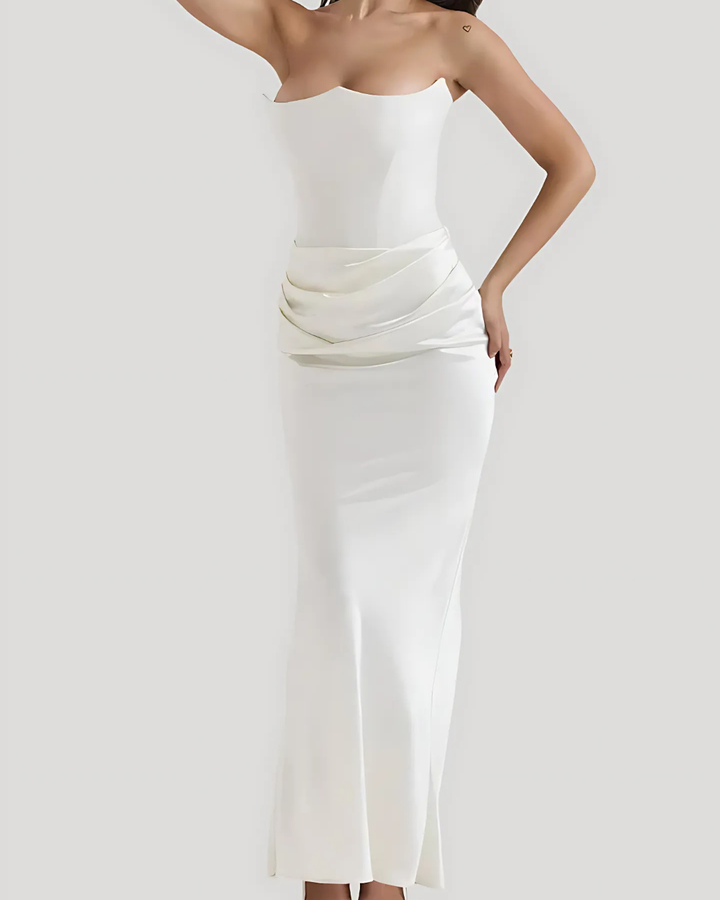 Sommerliches, elegantes Maxikleid für Damen, festlich drapiert, perfekt als Hochzeitsgastkleid oder Partykleid.