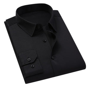 Stilvolles Herren Business Langarmhemd mit klassischem Kragen. Professionelle formelle Mode für elegante Bürokleidung.