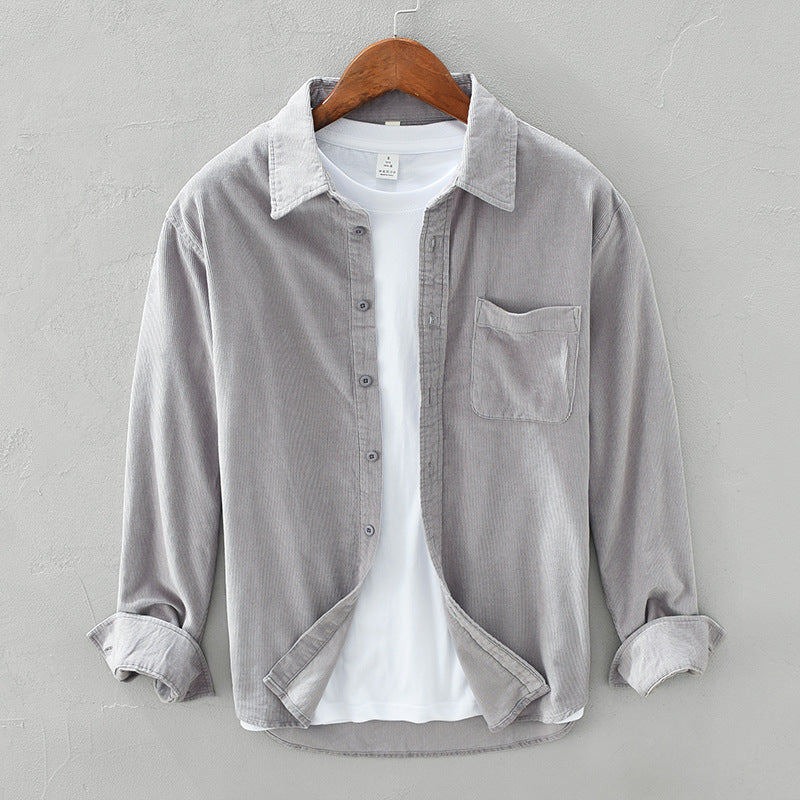 Vielseitiges Herrenhemd im Retro-Stil. Perfektes Langarmhemd für Casual- & Business-Casual-Looks. Hohe Modequalität.