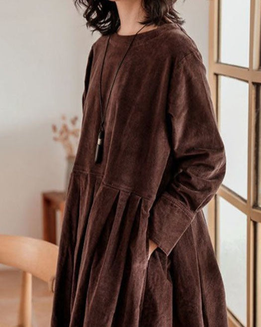 Stilvolles blaues langes Abendkleid für Damen. Perfekt für Feiern und besondere Anlässe, sehr elegant.
