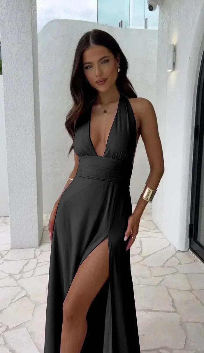 Elegantes tailliertes Halterneck Sommerkleid für Damen in Rosa, ideal für Strand und Sommerabende.