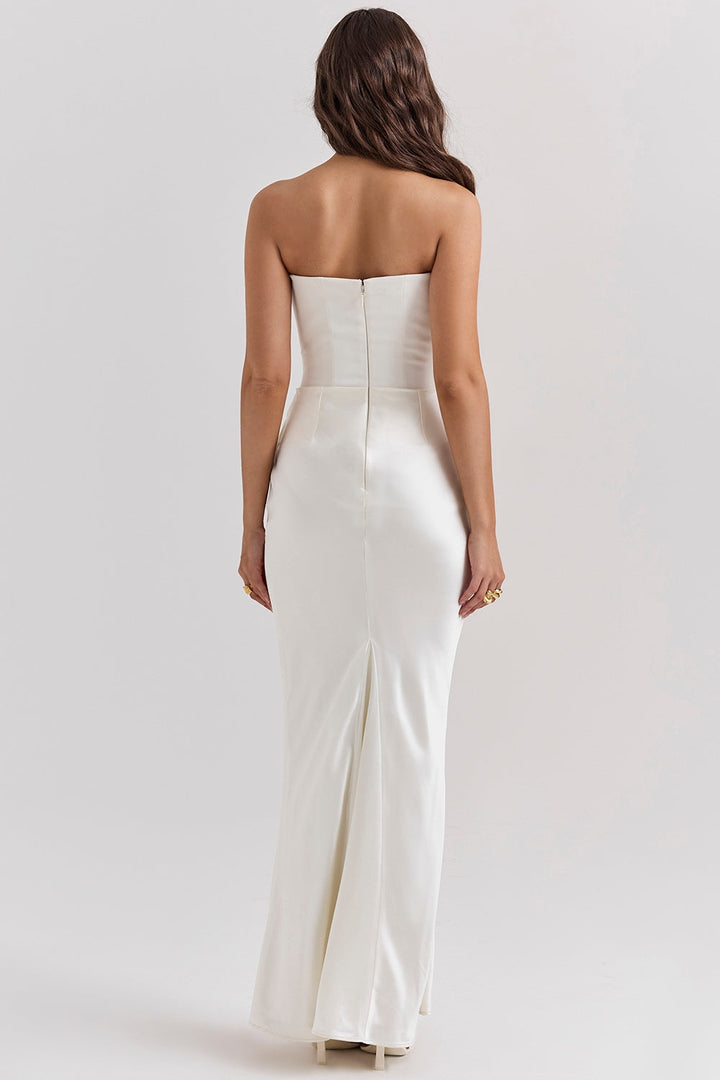 Vielseitiges trägerloses Maxikleid für Damen, geeignet als Hochzeitsgast, Abendkleid oder Partykleid. Schulterfrei.