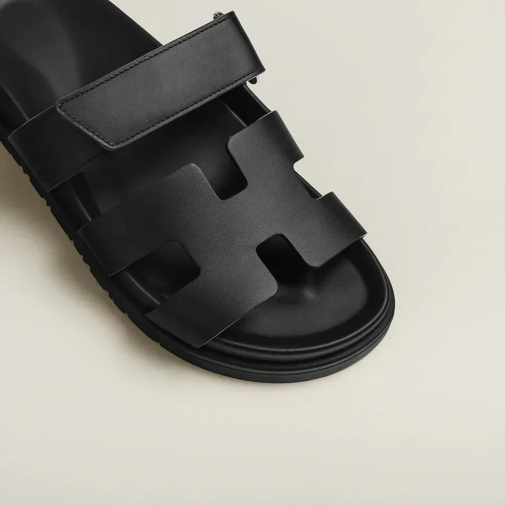 Bequeme Elke Damen Sommersandalen mit verstellbaren Riemen für optimalen Tragekomfort.