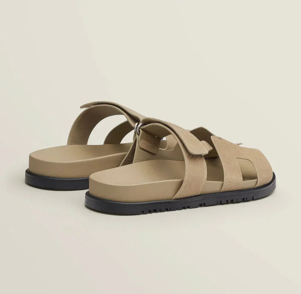 Komfortable Sohle der Elke Damen Sandalen, unterstützt den Fuß optimal bei jedem Schritt.