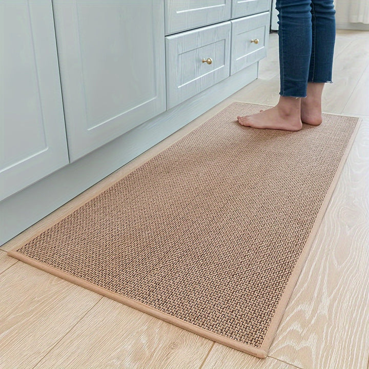 Ergonomische Küchenmatte in Beige, stilvolles Design, gepolstert, rutschfest für Komfort und Sicherheit in der Küche.