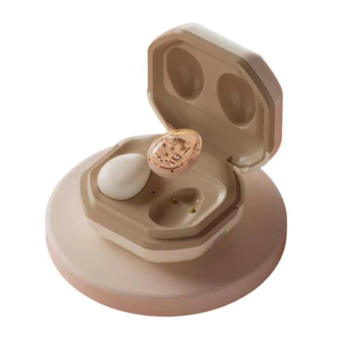 Schallisolierende Schlaf-Ohrstöpsel in Rosa mit Ladebox für ruhige Nächte und effektive Lärmreduzierung.