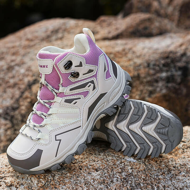 Atmungsaktive Damen Outdoorschuhe im Fersenbereich