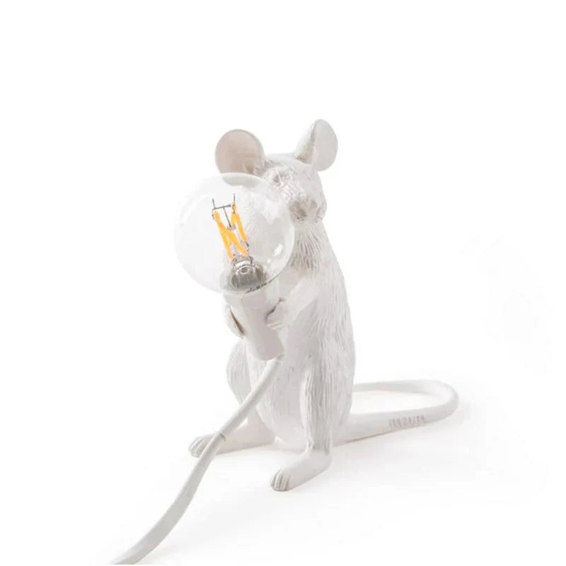 Weiße Mauslampe mit Glühbirne, dekorative Tischleuchte, modernes Design, Kunststoff.