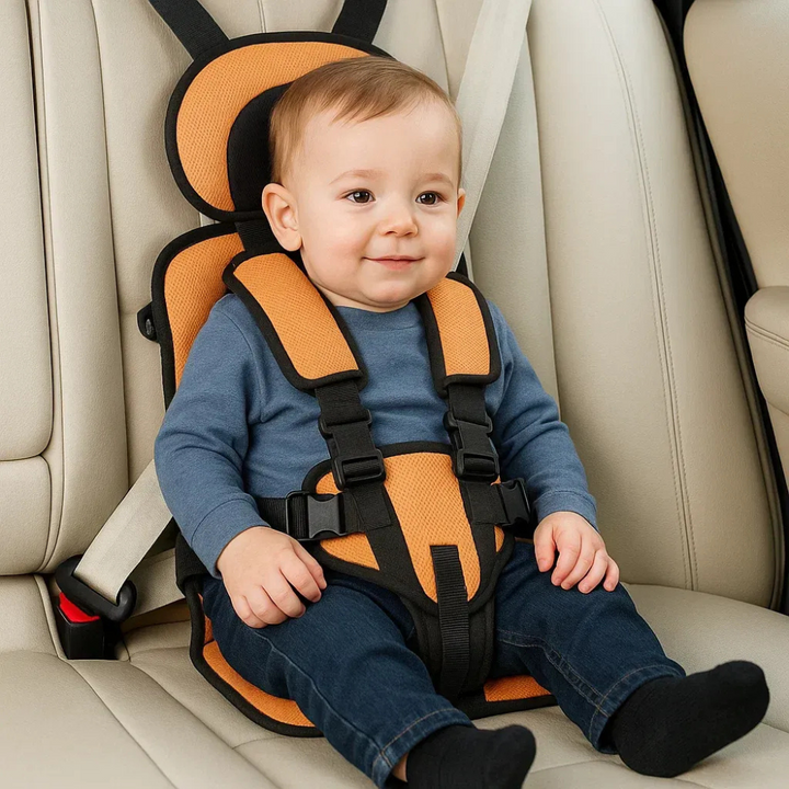 Ergonomischer Kindersitz für lange Autofahrten, gewährleistet Sicherheit und Bequemlichkeit.