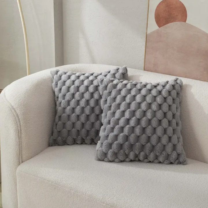 "Flauschiges Kissen mit weicher Kissenhülle, stilvoll in beige, perfekt für Wohn- und Schlafzimmer, 50x50 cm"