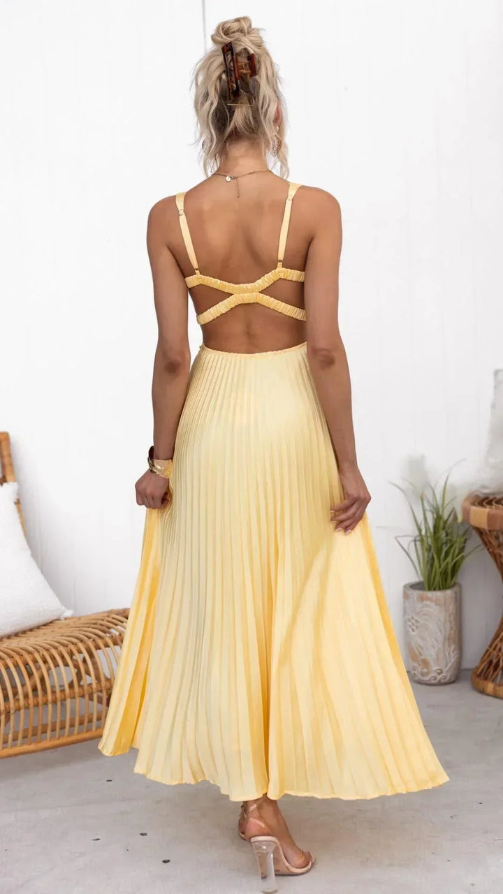 Modisches gelbes Damen Maxi Faltenkleid mit V-Ausschnitt, ein bequemes und elegantes Sommer- oder Partykleid.