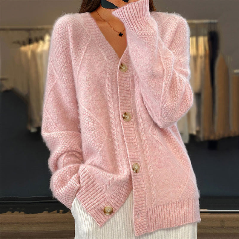 Gemütliche Damen-Strickjacke mit langen Ärmeln, perfekt für Freizeit & Büro, in weichem Strickmaterial.