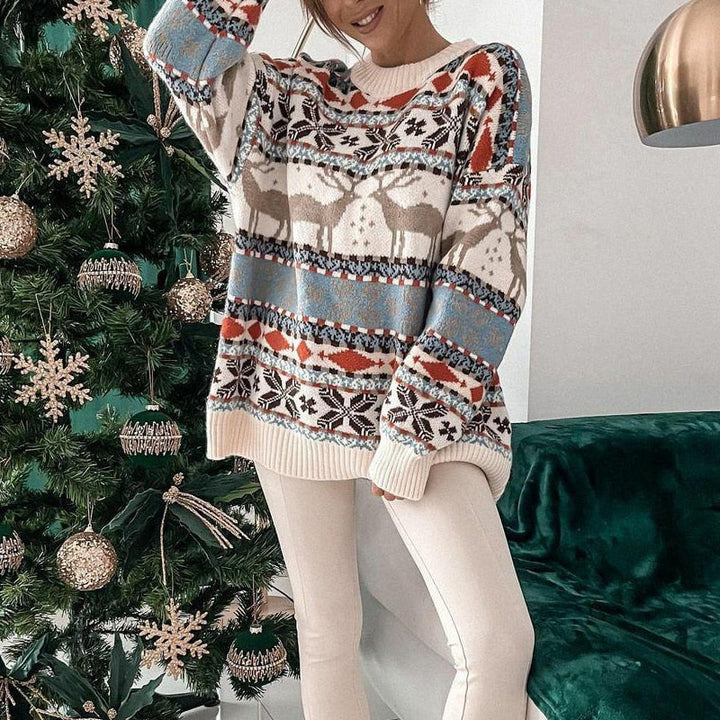 Gemütlicher Damen Weihnachtspullover mit festlichem Rentier-Strickmuster, ideal für winterliche Feiertage und Geschenke.