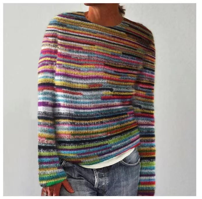 Dunkelblauer gerippter Damen Rundhalspullover, Vintage-Stil, warmer Winterbegleiter.