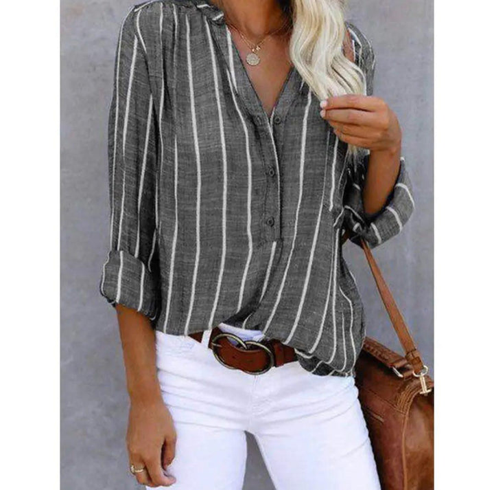 Sabina Damen Sommerbluse mit Streifenmuster, luftig geschnitten für modische Sommer Outfits und entspannte Tage.