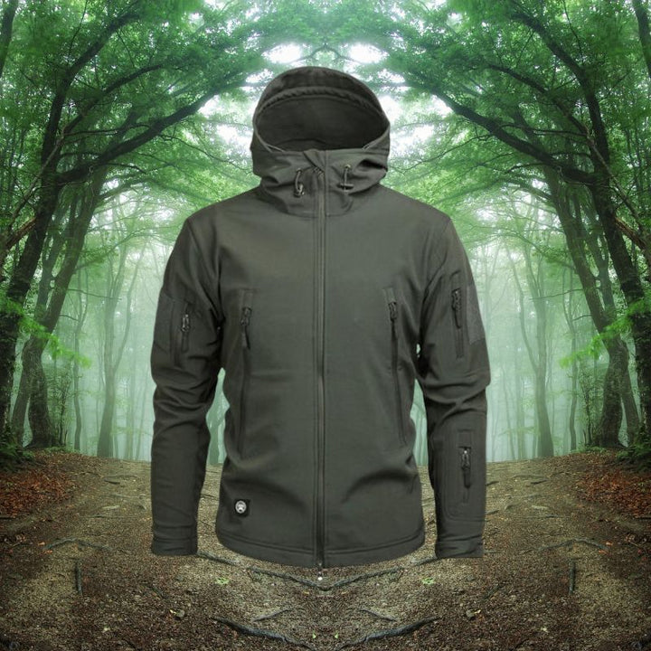 Funktionale Herren Outdoorjacke in Grau. Wasserdicht, winddicht und robust. Ideal für Taktik & Freizeit.