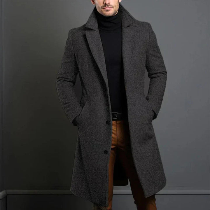 Robuster, warmer Herren Wintermantel in Grau für Outdoor und Stadt, gefüttert gegen Kälte.