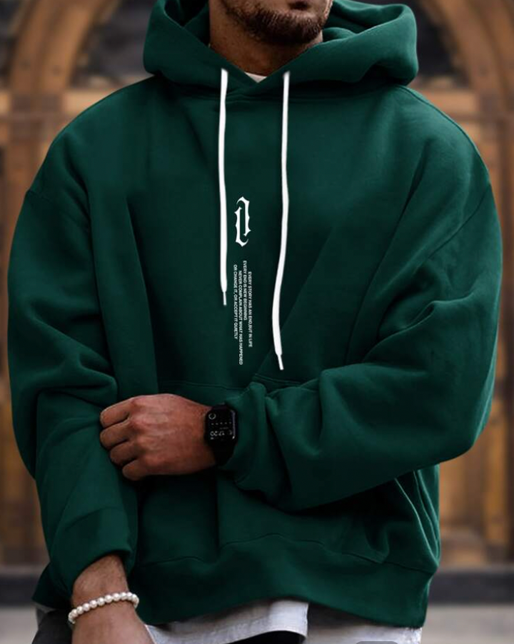 "Grauer Herrenpullover mit Kapuze, weiches Material, perfekter Sitz, vielseitig, zeitloser Stil für modebewusste Männer"