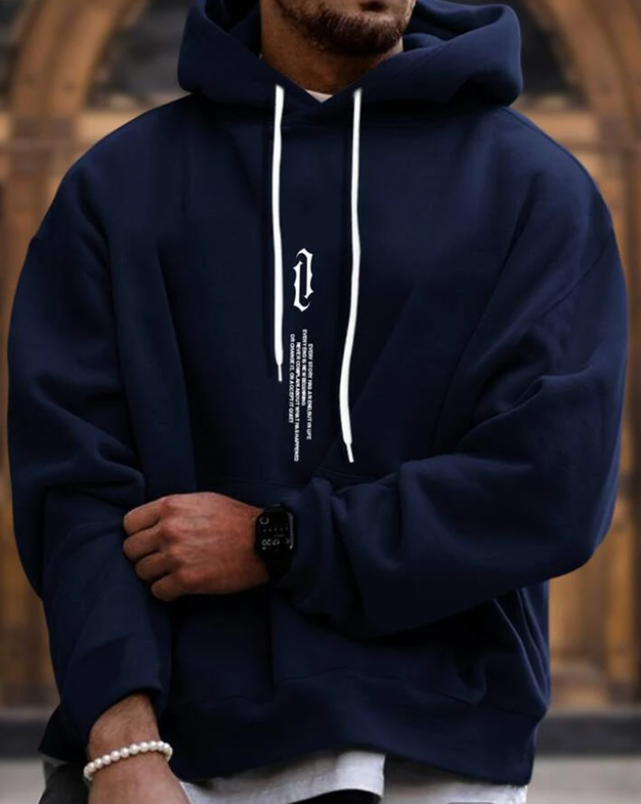 "Grauer Herrenpullover mit Kapuze, weiches Material, perfekter Sitz, vielseitig, zeitloser Stil für modebewusste Männer"