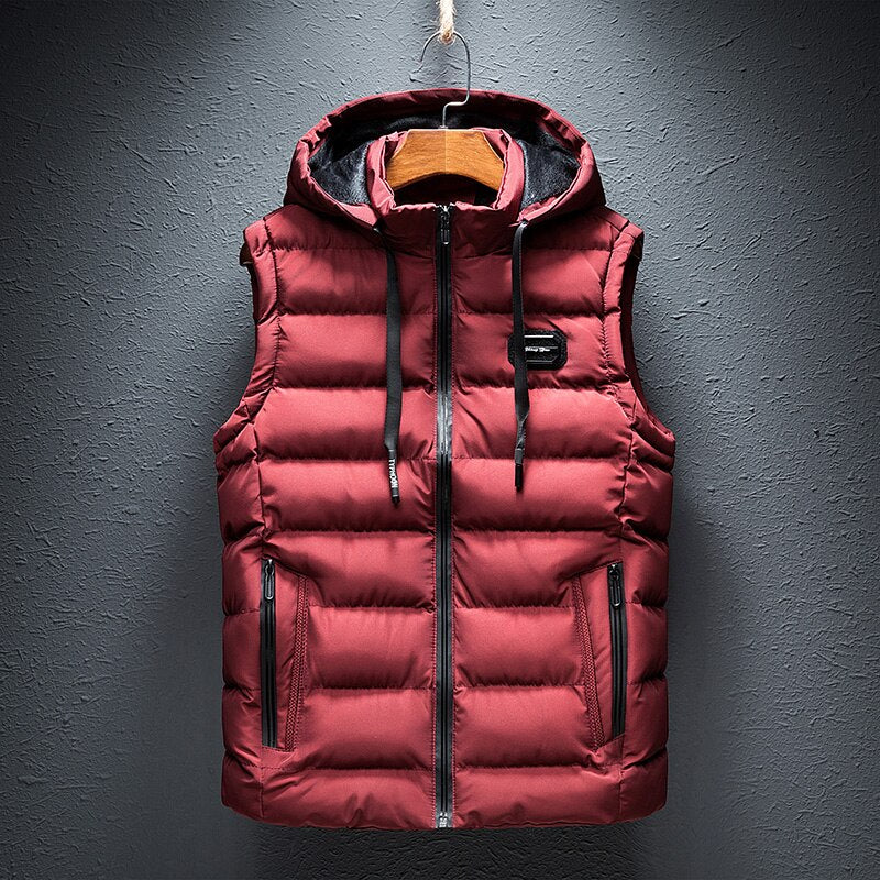Herbstliche Weste mit filigranem Stickmuster für Herren & Damen. Modische Übergangsjacke, handgearbeitet.
